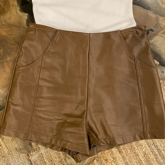 Brown Faux Leather shorts - Picture 4 of 5